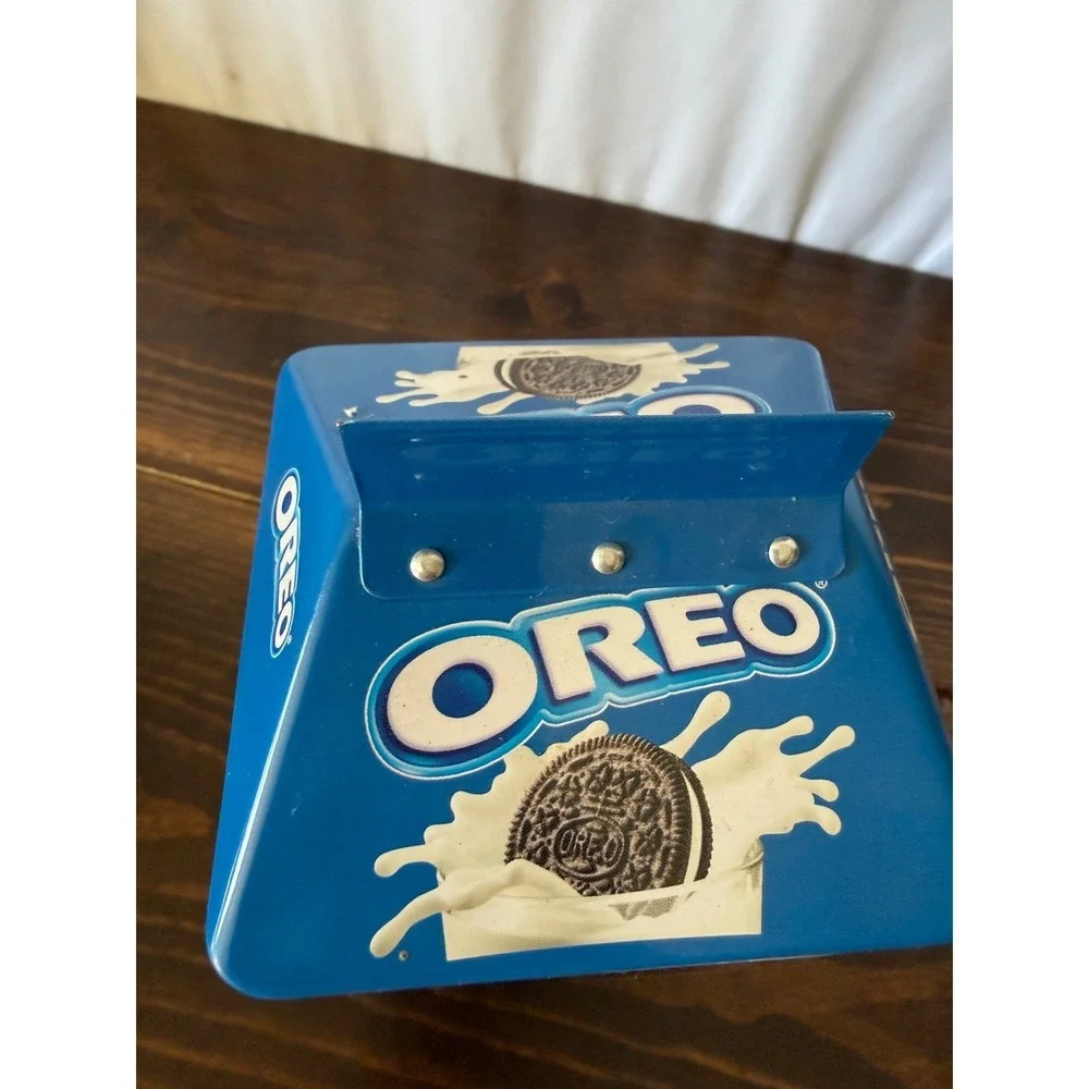 VTG 2005 Oreo Holiday Tin Santa Claus Milk Carton Shape Blue Christmas Sealed